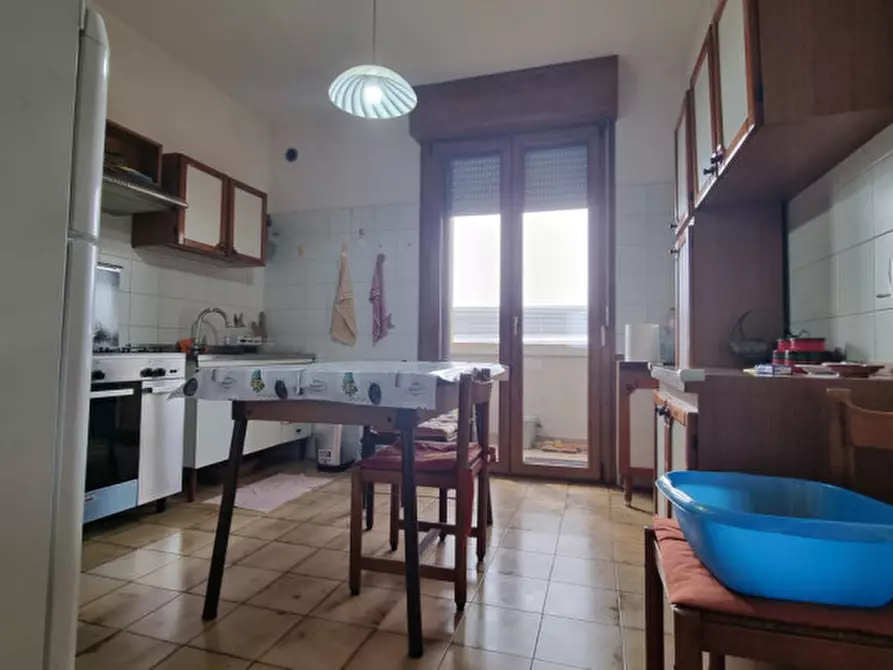 Immagine 10 di Appartamento in vendita  in Via Biagio Rossetti a Carpi