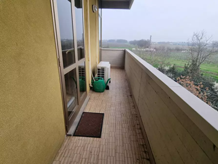 Immagine 15 di Appartamento in vendita  in Via Biagio Rossetti a Carpi