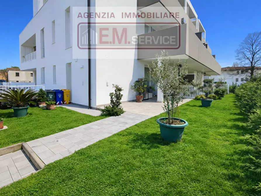 Immagine 1 di Appartamento in vendita  in Via Vittorio Veneto a Casale Sul Sile