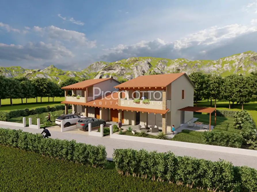 Immagine 2 di Casa bifamiliare in vendita  in via Santa Lucia a Castelcucco