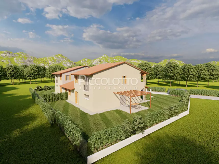 Immagine 5 di Casa bifamiliare in vendita  in via Santa Lucia a Castelcucco