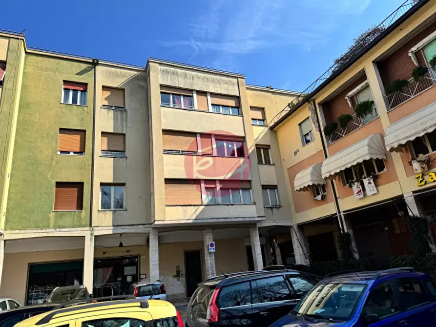 Immagine 3 di Ufficio in vendita  in Piazza Gramsci a Santarcangelo Di Romagna