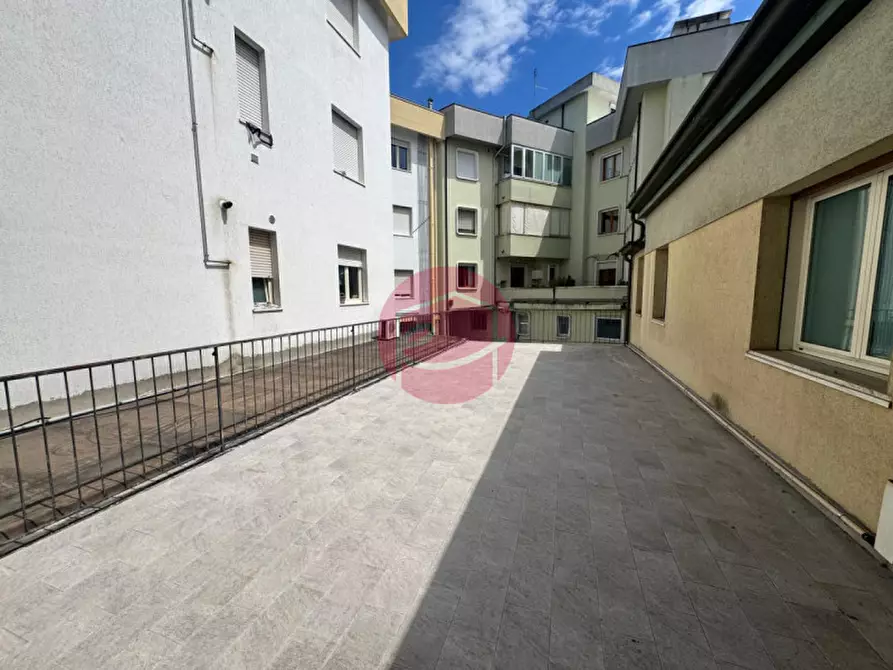 Immagine 6 di Ufficio in vendita  in Piazza Gramsci a Santarcangelo Di Romagna