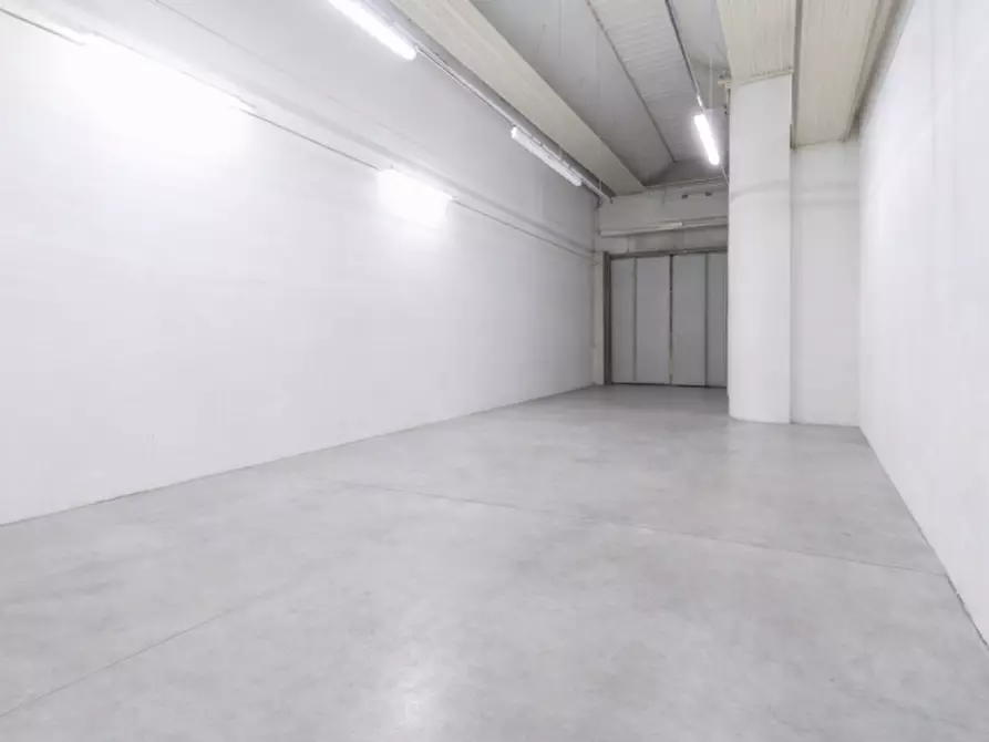 Immagine 13 di Capannone industriale in vendita  in via Andrea Costa a Granarolo Dell'emilia