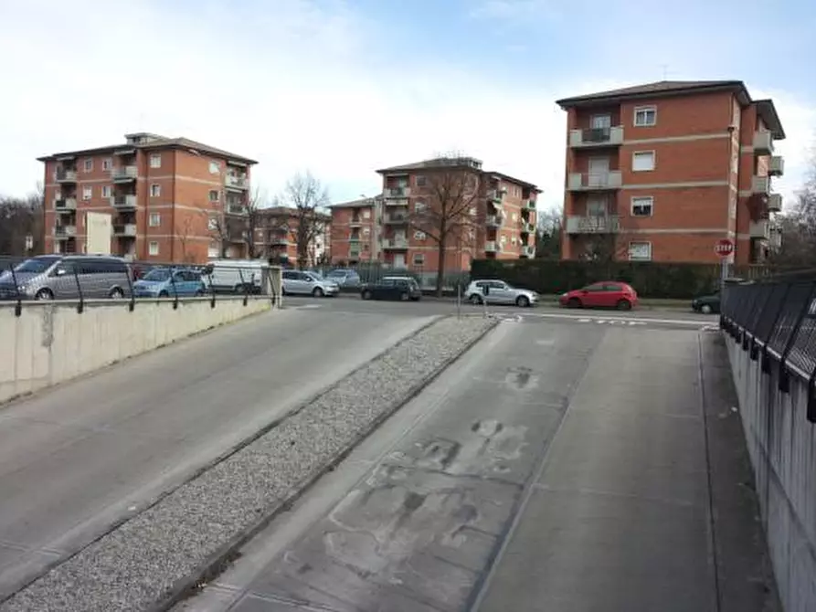 Immagine 1 di Posto auto in vendita  in Via Leone Pancaldo 50 a Verona