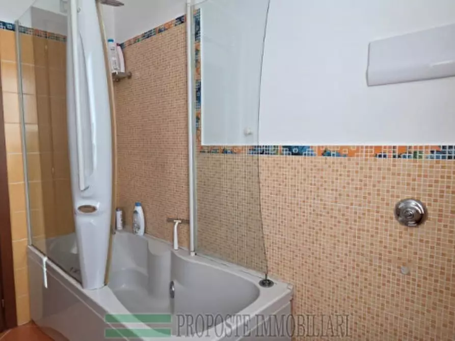 Immagine 27 di Appartamento in vendita  in Via Venticinque Aprile a Cazzago San Martino