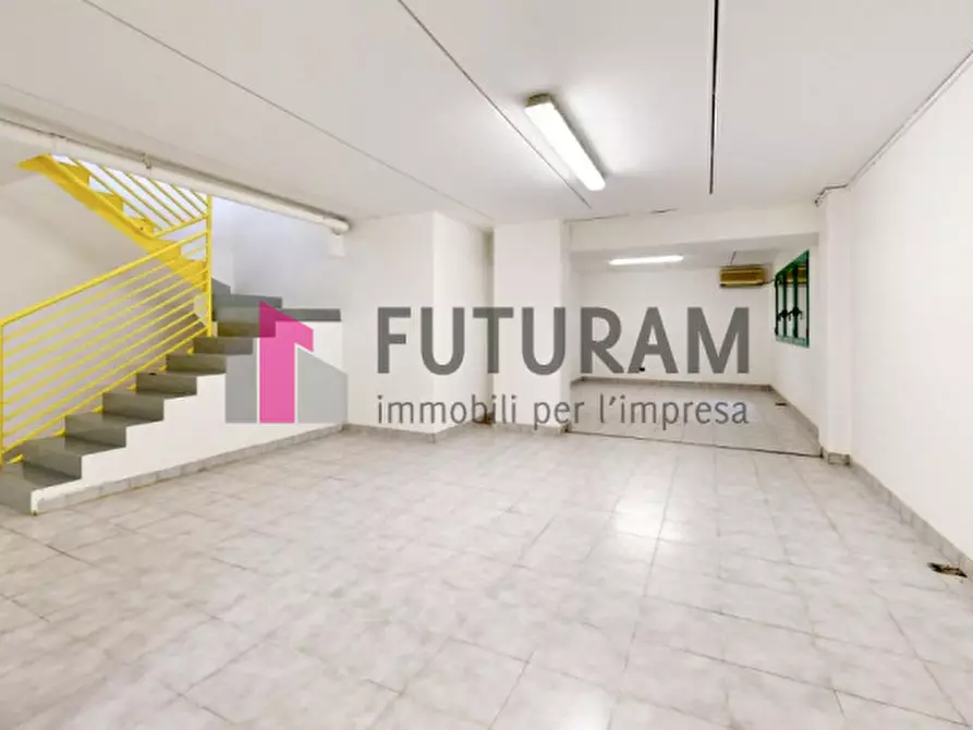 Immagine 27 di Negozio in vendita  in VIA LONGHIN 2 a Padova