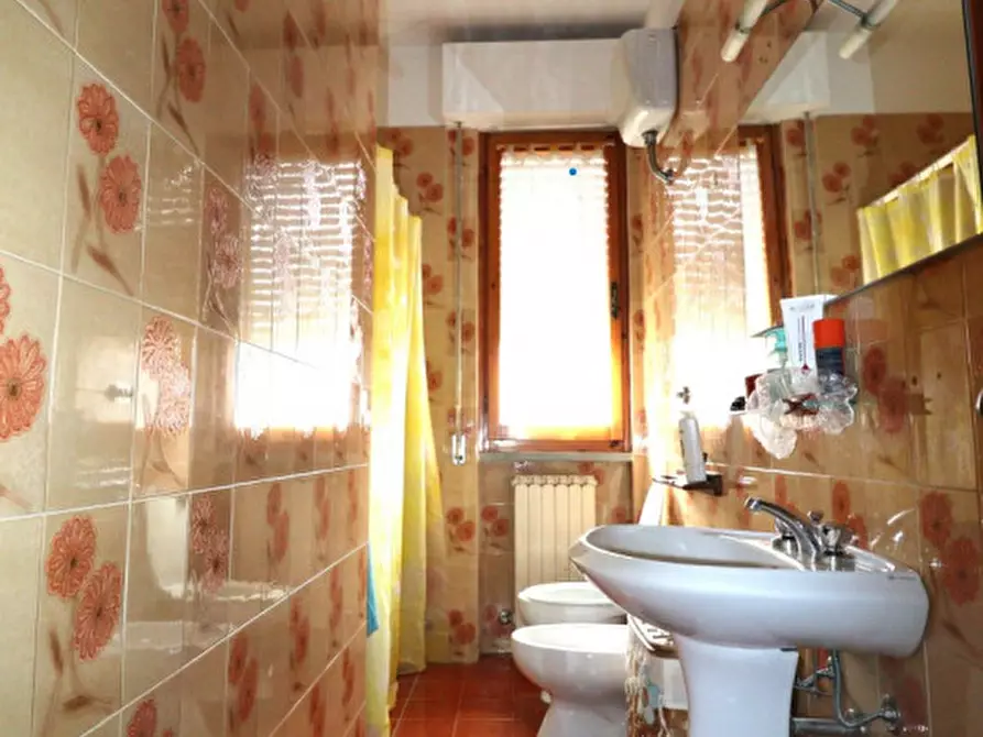 Immagine 22 di Appartamento in vendita  in badia agnano a Bucine