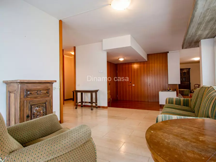 Immagine 4 di Appartamento in affitto  in Via Tullio Buzzi a Prato