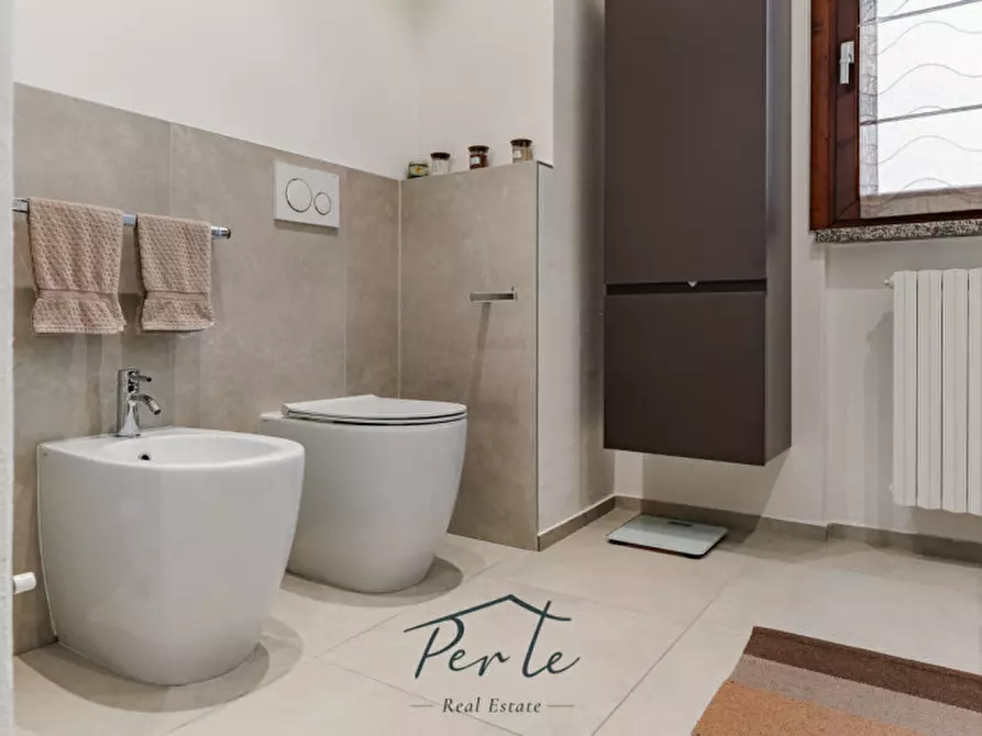 Immagine 9 di Attico in vendita  in Via Europa 82 a Curtatone