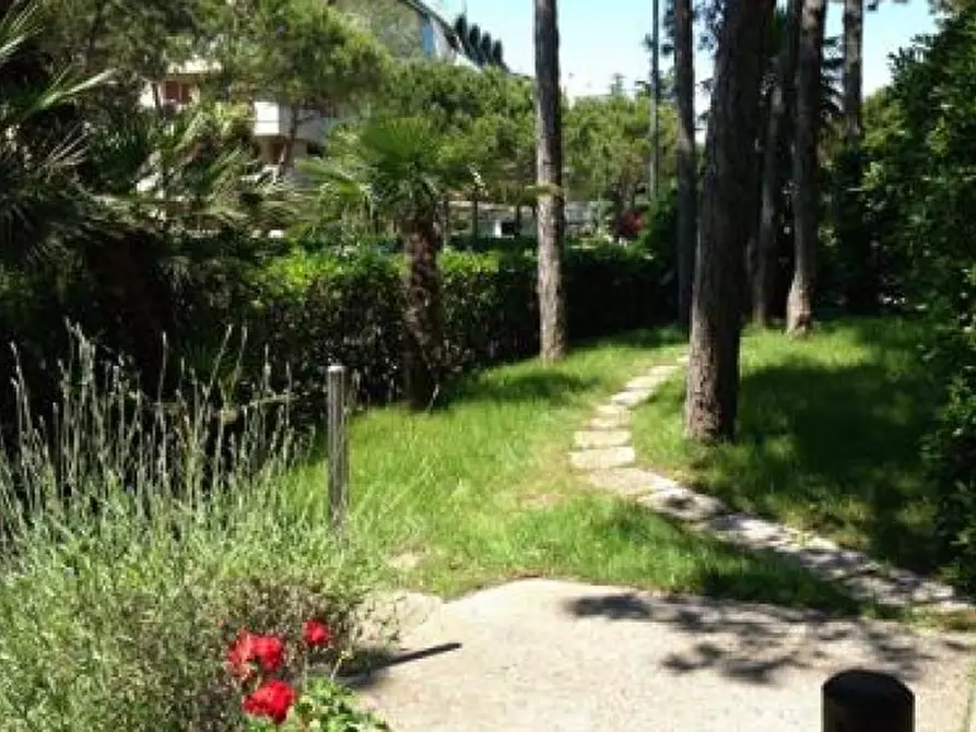 Immagine 2 di Appartamento in vendita  in Viale delle Palme a Lignano Sabbiadoro
