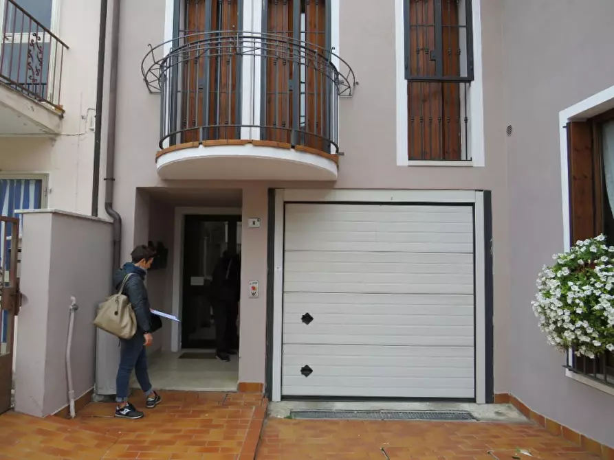 Immagine 4 di Posto auto in vendita  in Via Xxv Aprile a Cerea