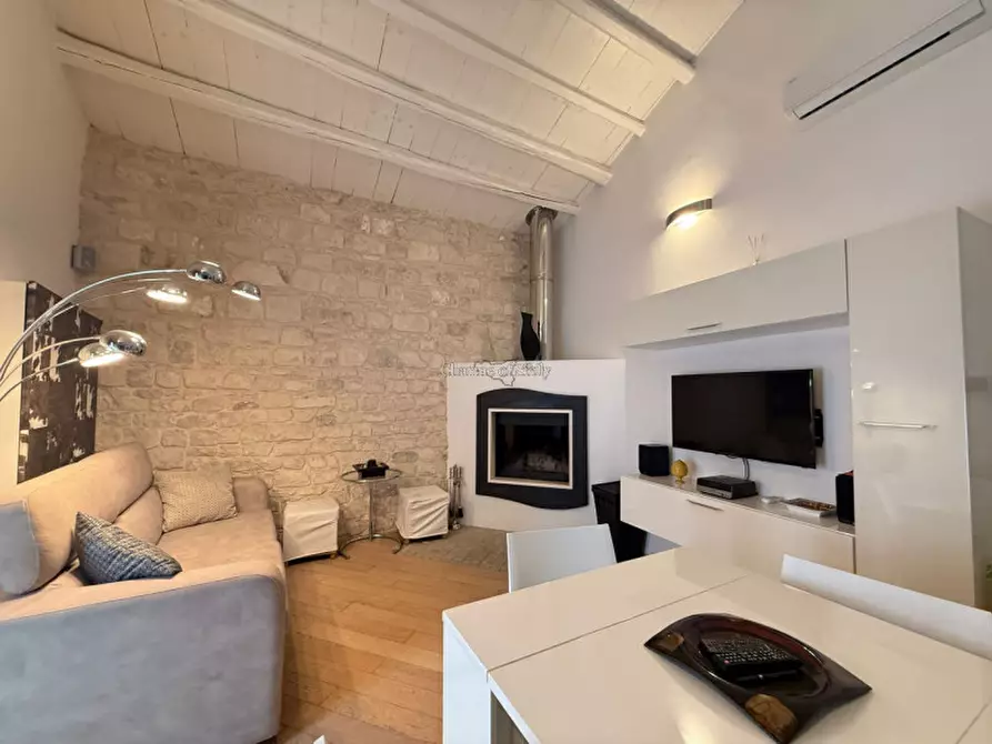 Immagine 8 di Casa indipendente in affitto  a Modica