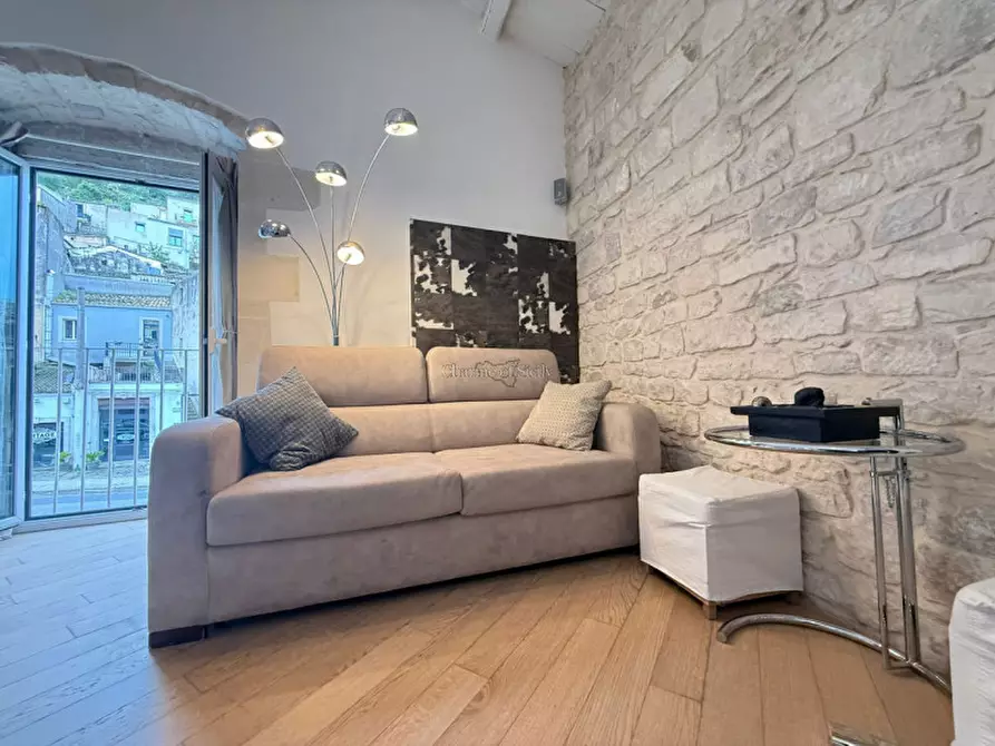 Immagine 14 di Casa indipendente in affitto  a Modica