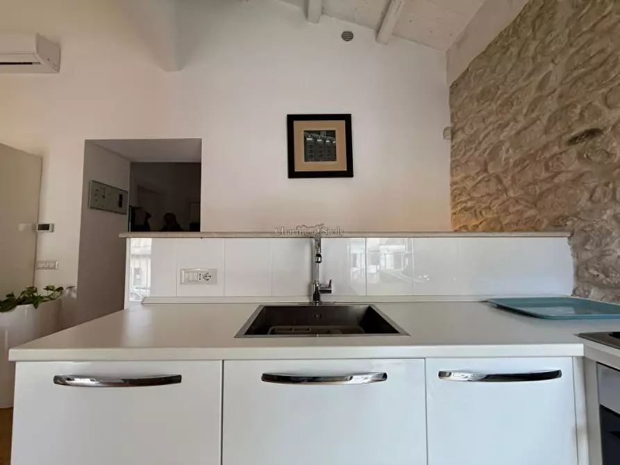 Immagine 23 di Casa indipendente in affitto  a Modica