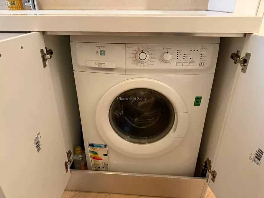 Immagine 32 di Casa indipendente in affitto  a Modica