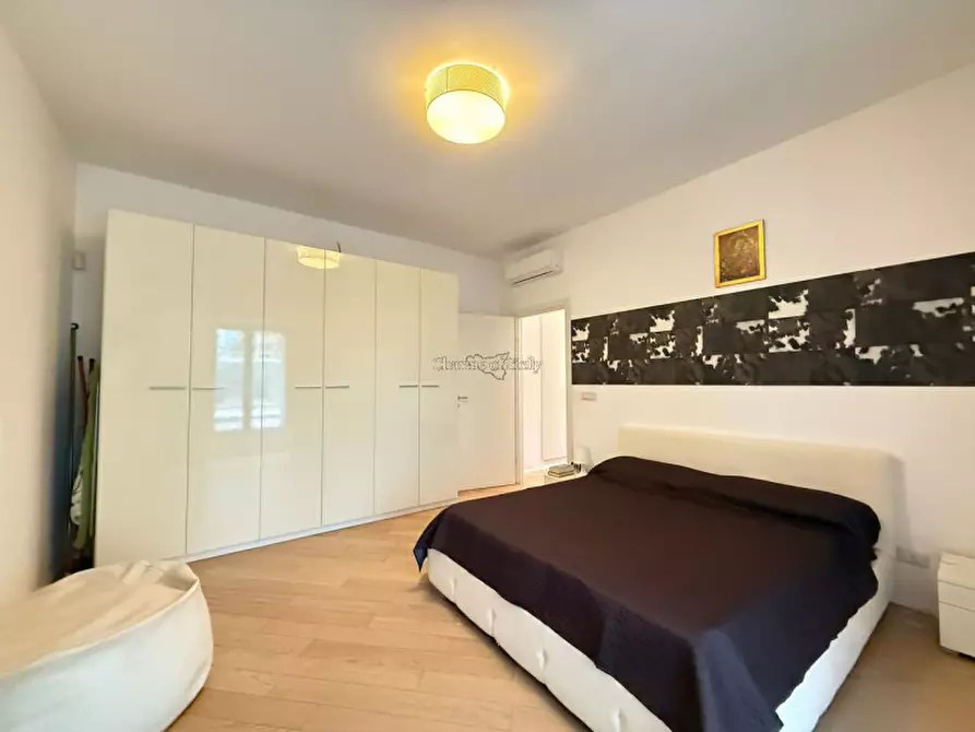 Immagine 34 di Casa indipendente in affitto  a Modica