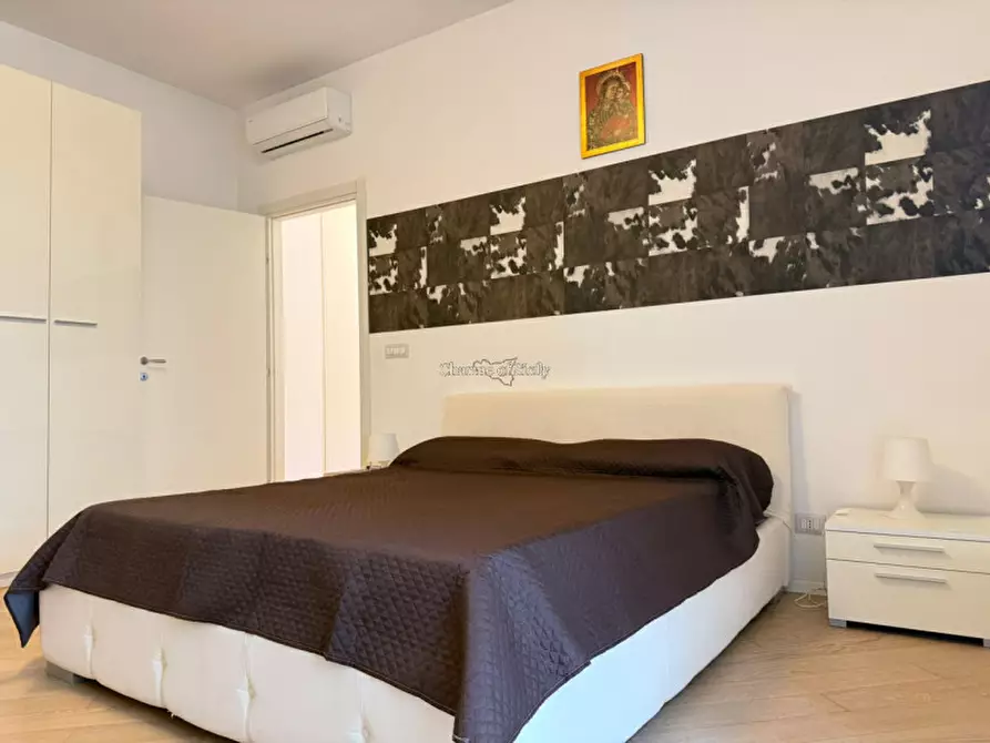 Immagine 36 di Casa indipendente in affitto  a Modica