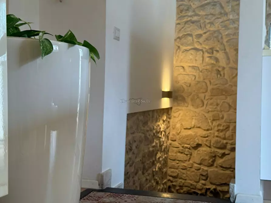 Immagine 37 di Casa indipendente in affitto  a Modica