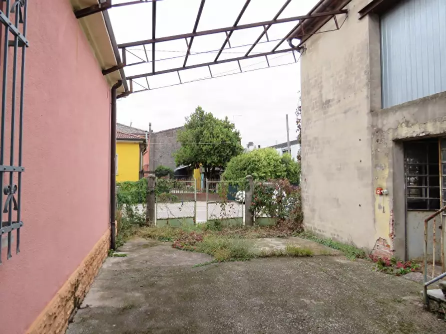 Immagine 8 di Magazzino in vendita  in Via Monte Grappa 15 a Cerea