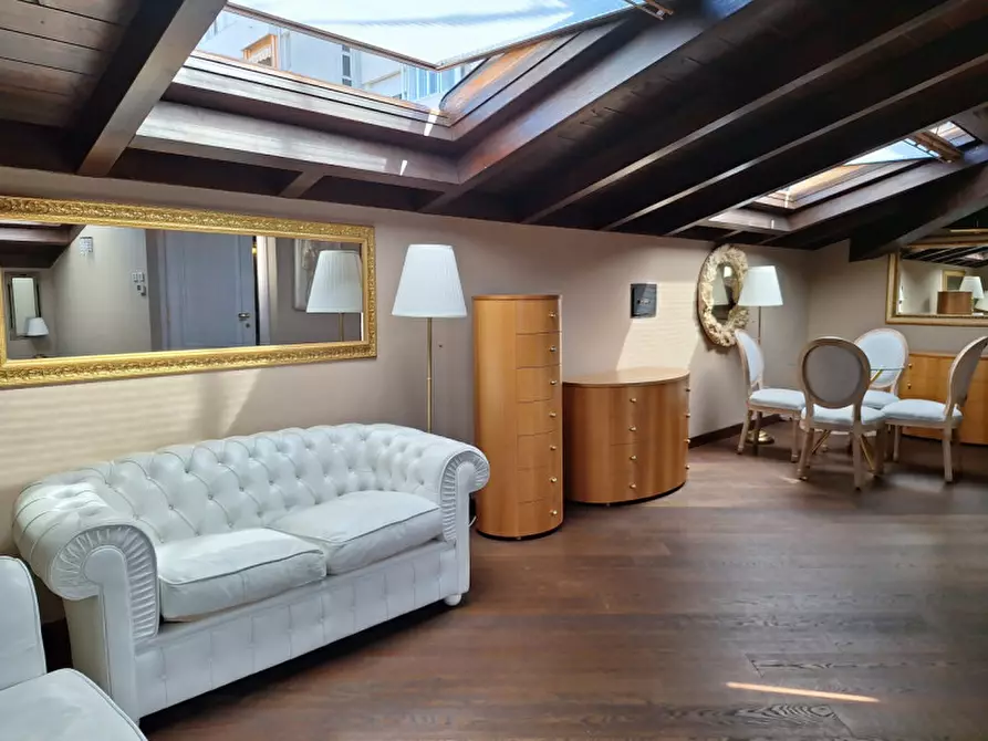 Immagine 2 di Appartamento in affitto  in Via Emilia Levante 176 a Bologna