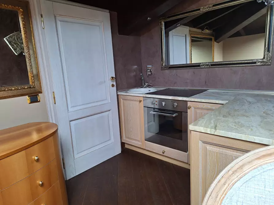 Immagine 4 di Appartamento in affitto  in Via Emilia Levante 176 a Bologna