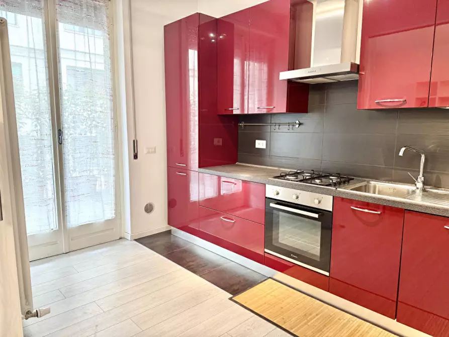 Immagine 5 di Appartamento in vendita  in Via Giambattista Borghesi a Parma