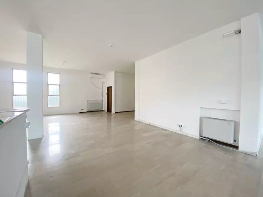 Immagine 6 di Negozio in affitto  in Via Postumia Centro a San Biagio Di Callalta