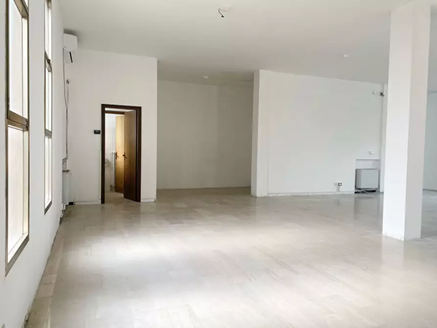 Immagine 11 di Negozio in affitto  in Via Postumia Centro a San Biagio Di Callalta