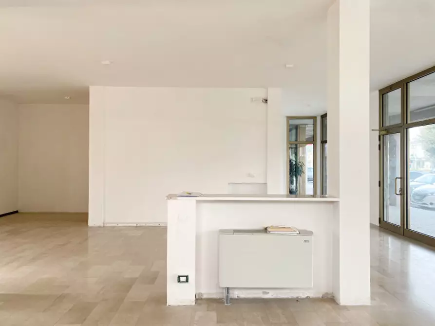 Immagine 14 di Negozio in affitto  in Via Postumia Centro a San Biagio Di Callalta