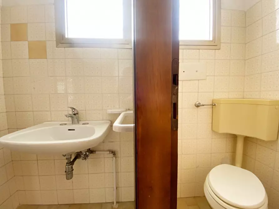 Immagine 18 di Negozio in affitto  in Via Postumia Centro a San Biagio Di Callalta