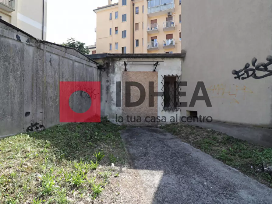 Immagine 8 di Garage in vendita  in VICOLO FRATELLI BANDIERA a Treviso