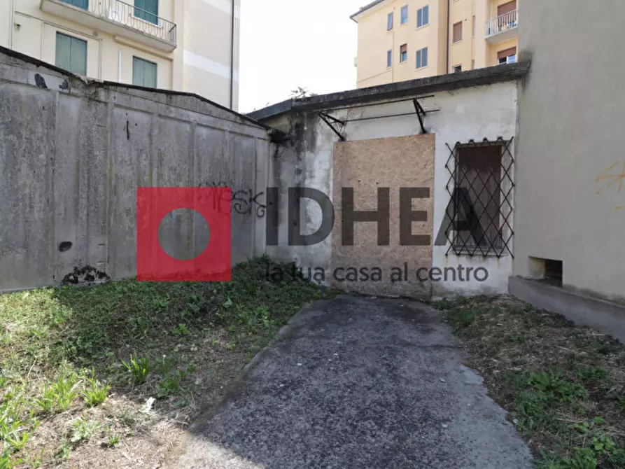 Immagine 9 di Garage in vendita  in VICOLO FRATELLI BANDIERA a Treviso