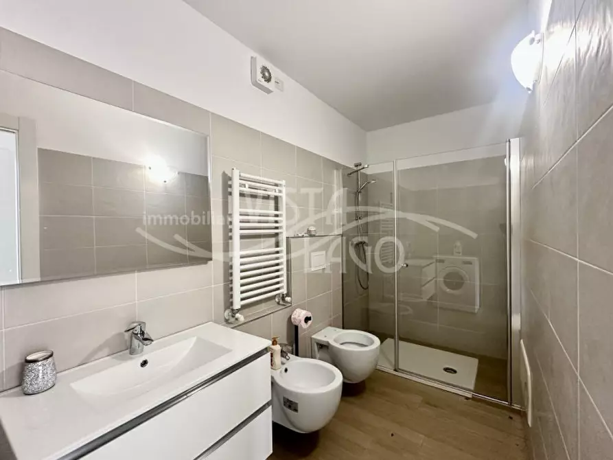 Immagine 21 di Appartamento in vendita  in Via Luigi Cadorna 36 a Menaggio