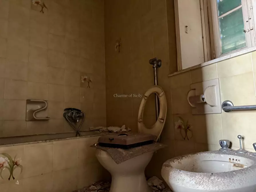 Immagine 22 di Casa indipendente in vendita  a Modica