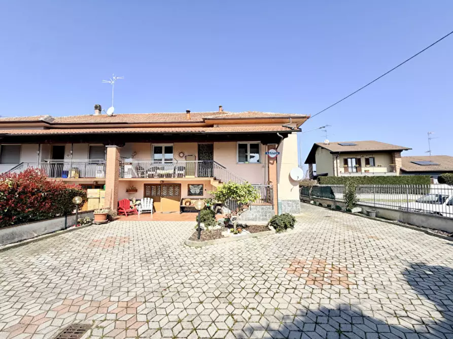 Immagine 8 di Casa indipendente in vendita  in Via Molino 1 a Lamporo