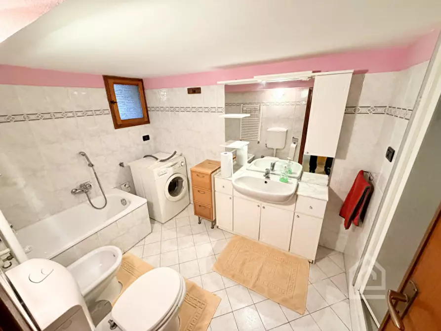 Immagine 33 di Casa indipendente in vendita  in Via Molino 1 a Lamporo