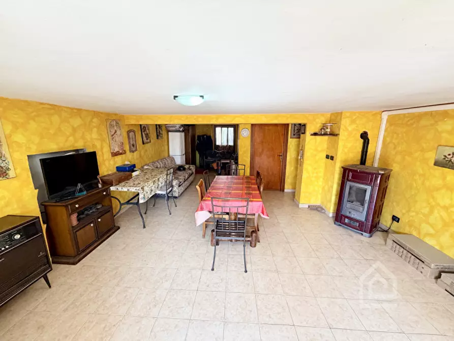 Immagine 38 di Casa indipendente in vendita  in Via Molino 1 a Lamporo