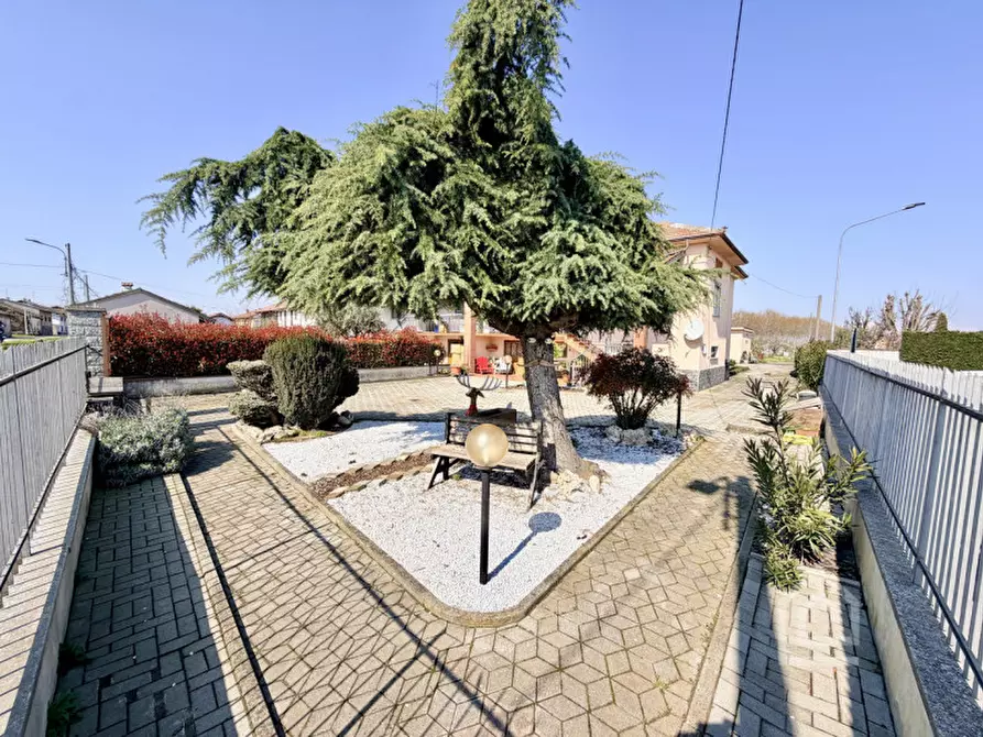 Immagine 49 di Casa indipendente in vendita  in Via Molino 1 a Lamporo