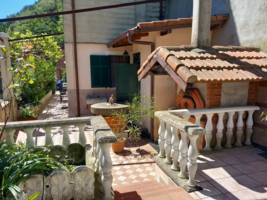 Immagine 2 di Appartamento in vendita  in Via Santuario a Savona