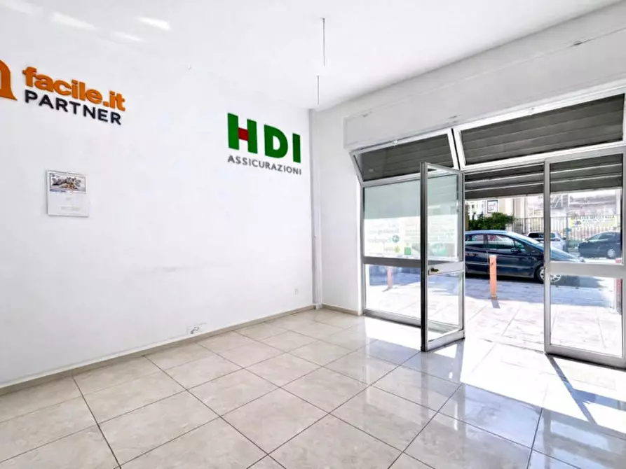 Immagine 1 di Negozio in vendita  in VIA PITRE' a Palermo