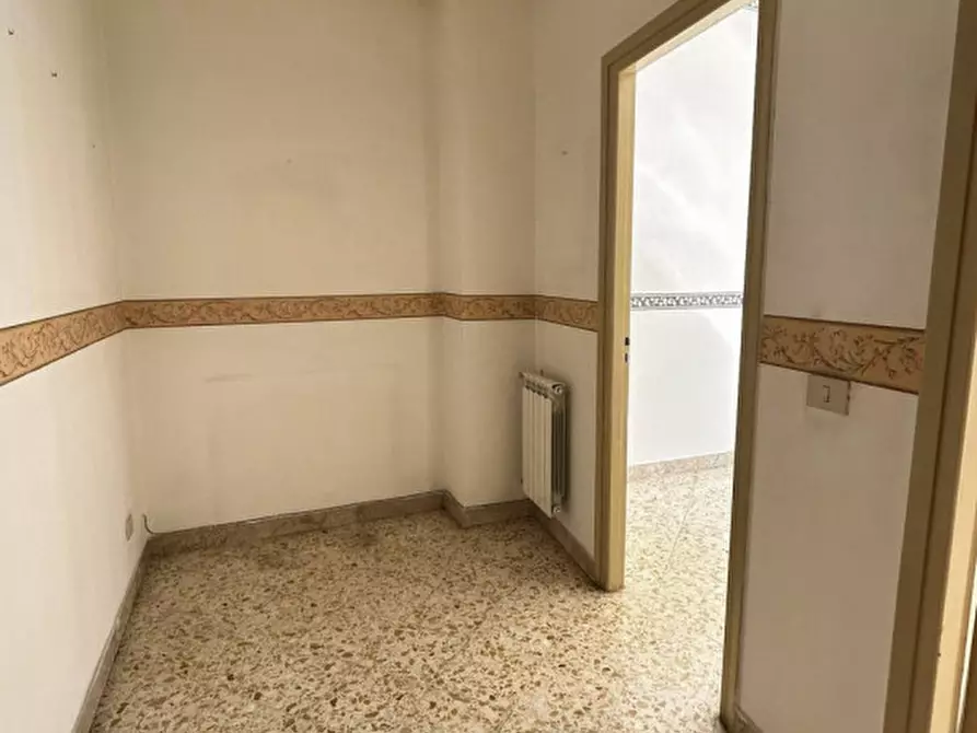 Immagine 13 di Appartamento in vendita  in Via Conceria a Palermo
