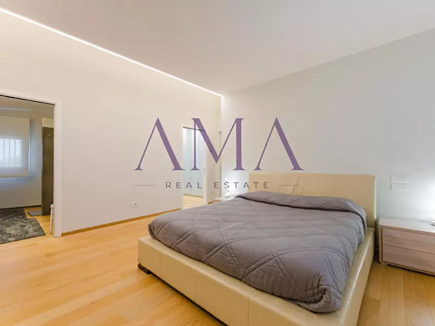 Immagine 32 di Villa in vendita  in Via Gemona a Padova