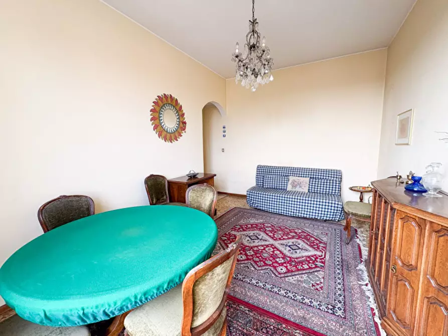 Immagine 4 di Appartamento in vendita  in Via Trento e Trieste 22 a Biassono