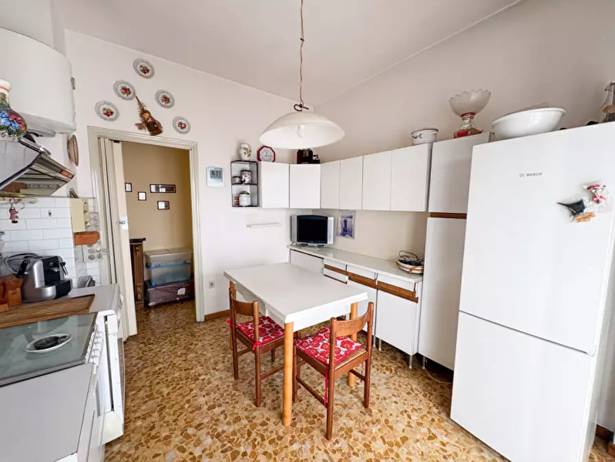 Immagine 7 di Appartamento in vendita  in Via Trento e Trieste 22 a Biassono