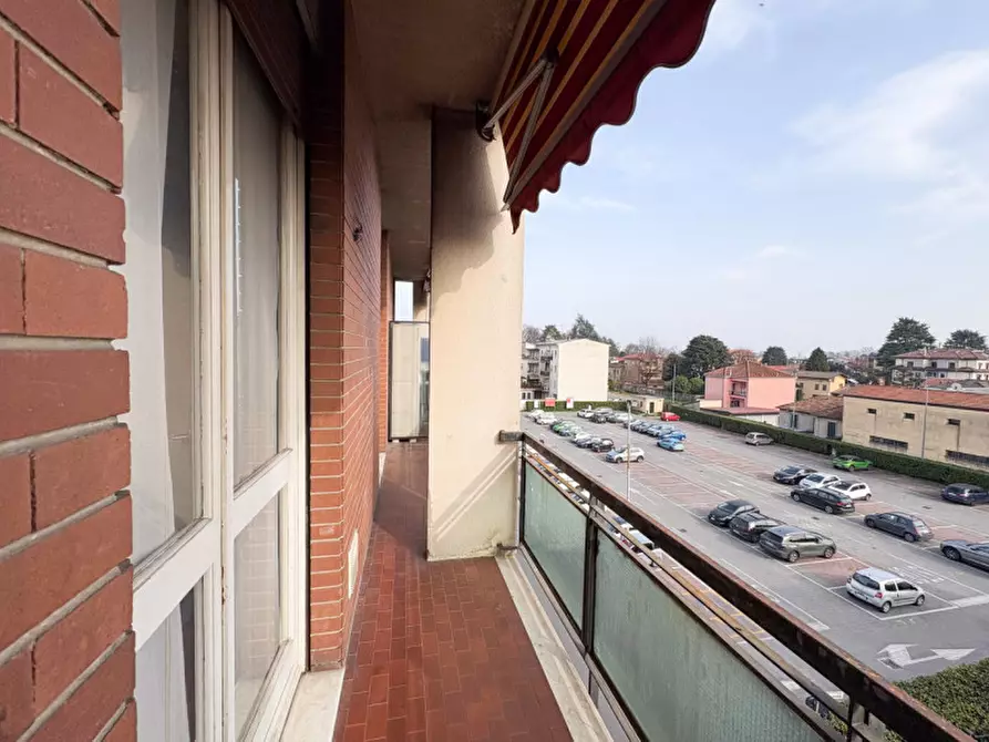 Immagine 11 di Appartamento in vendita  in Via Trento e Trieste 22 a Biassono