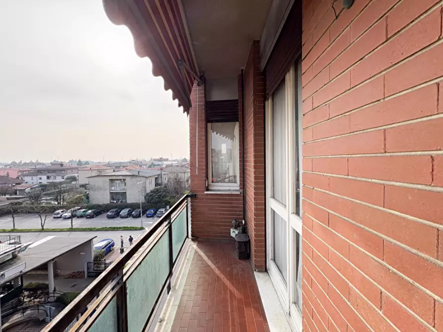 Immagine 21 di Appartamento in vendita  in Via Trento e Trieste 22 a Biassono