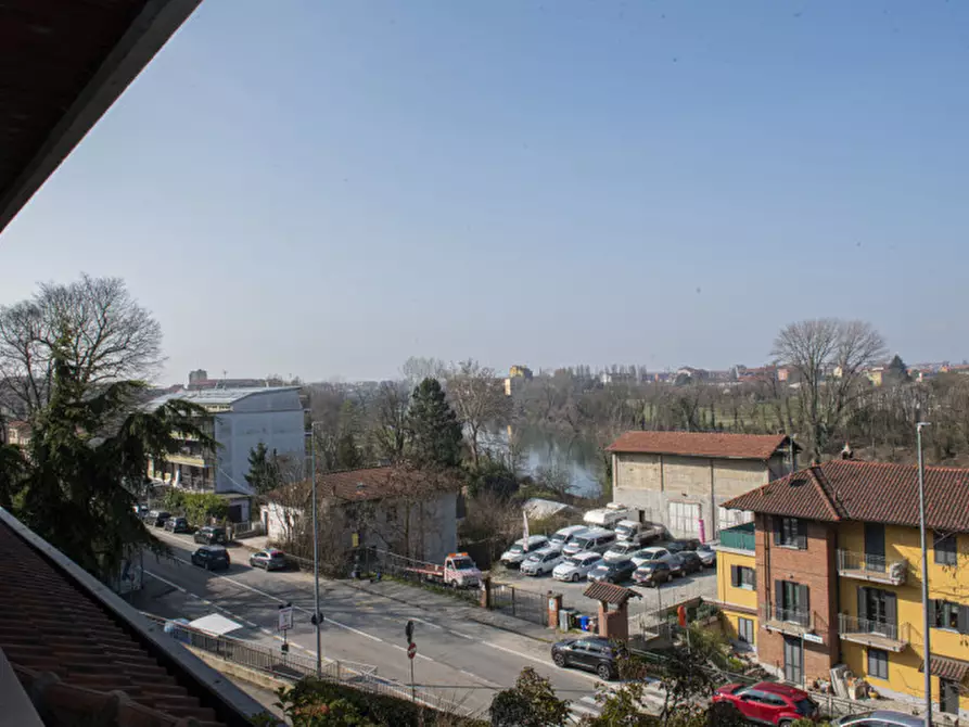 Immagine 18 di Appartamento in vendita  in Strada Torino 16 a Moncalieri