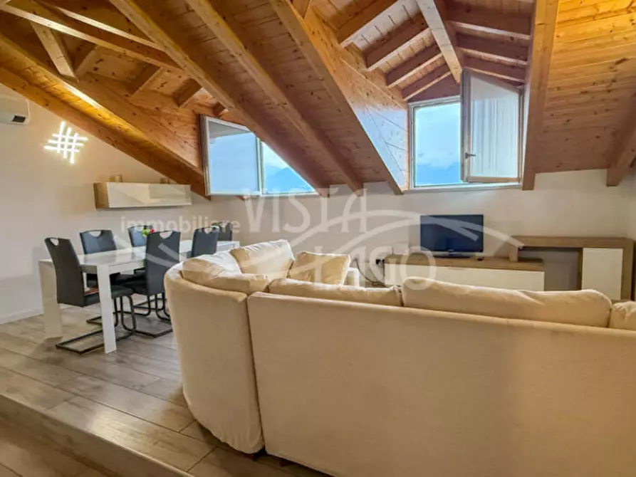 Immagine 18 di Appartamento in vendita  in Via Luigi Cadorna 36 a Menaggio