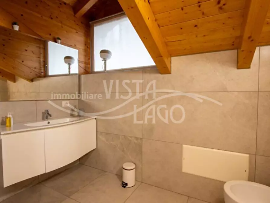 Immagine 21 di Appartamento in vendita  in Via Luigi Cadorna 36 a Menaggio